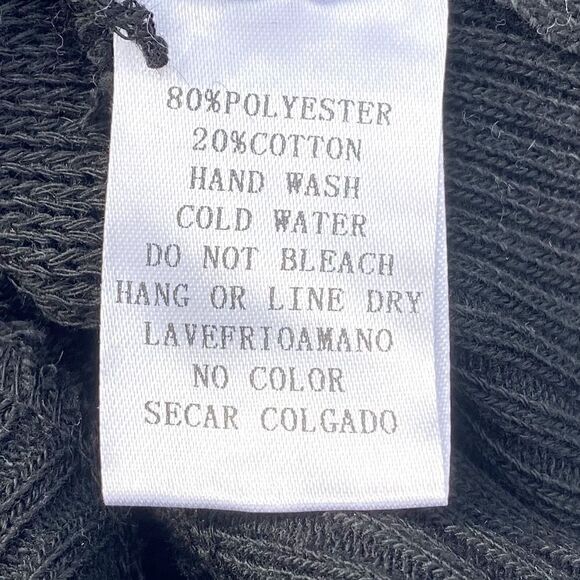 👚Color Swatch Black & Cream Crochet Style Cropped Top Size SM/M. NWT! - Picture 4 of 5